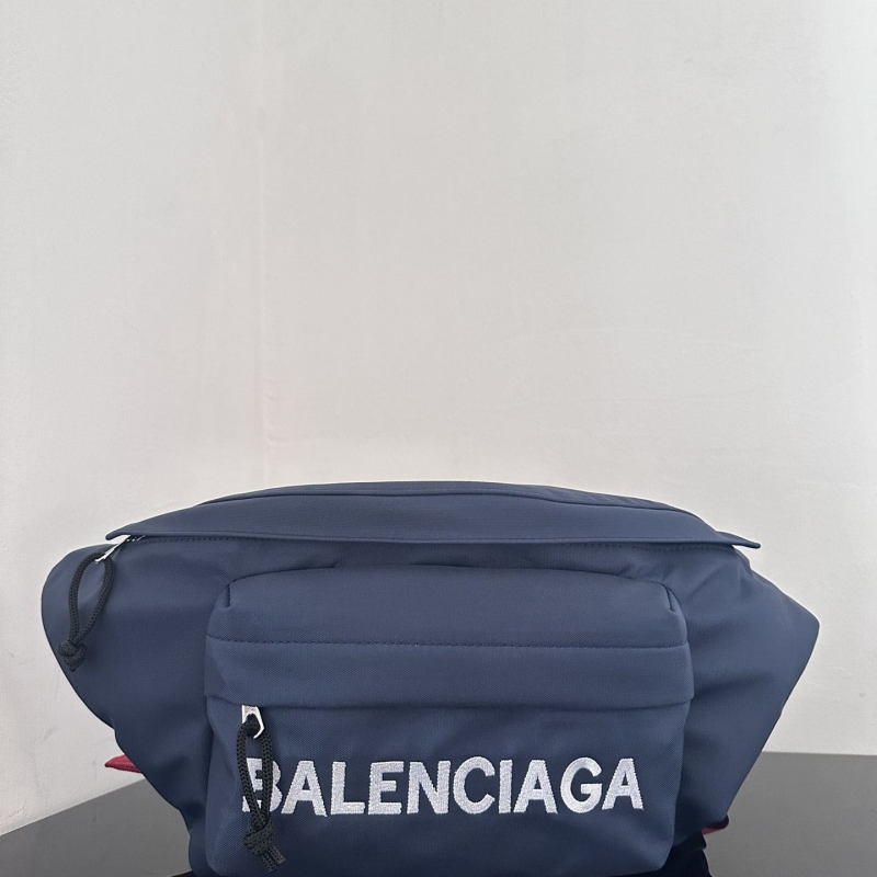Ba*len*cia*ga waist & chest packs